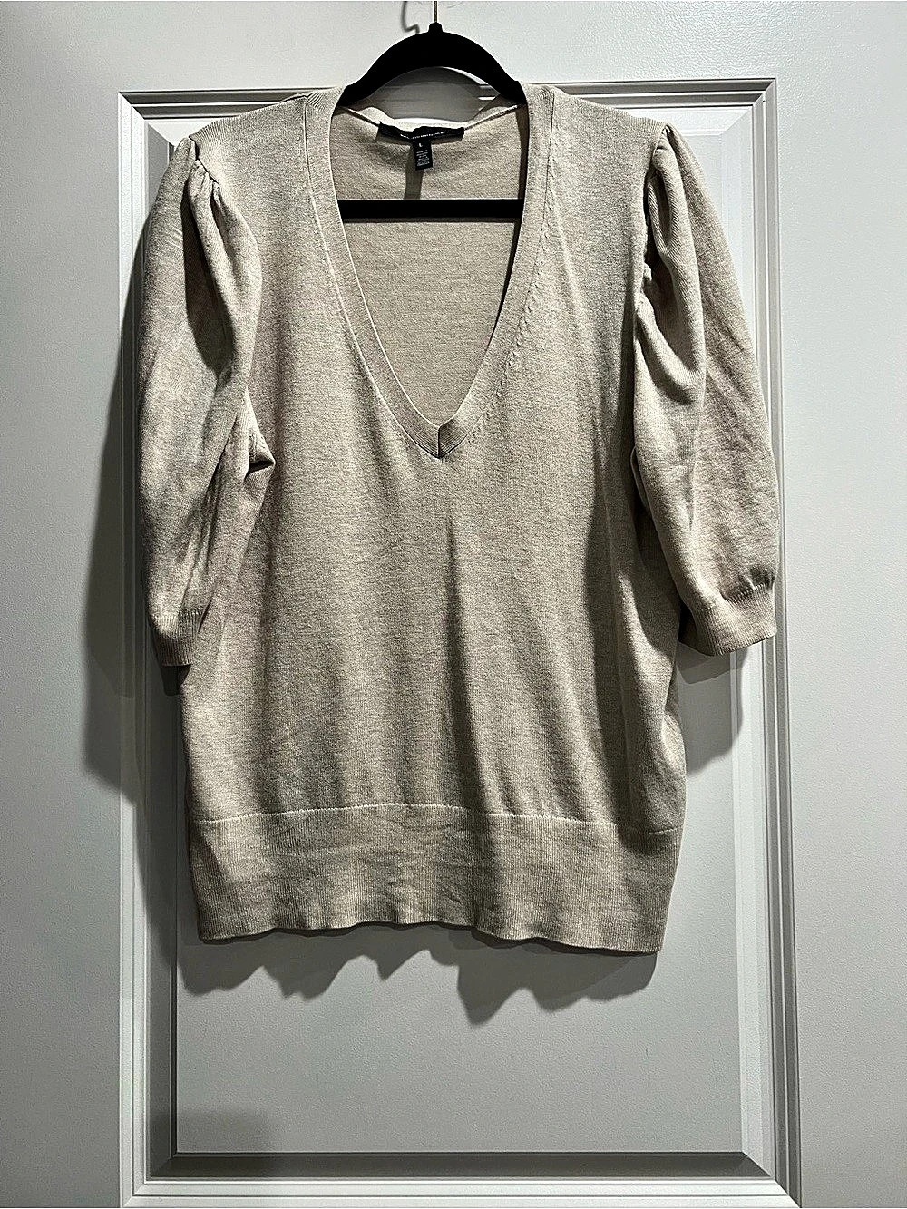 White House Black Market Puff Sleeve Sweater in Beige Size Large